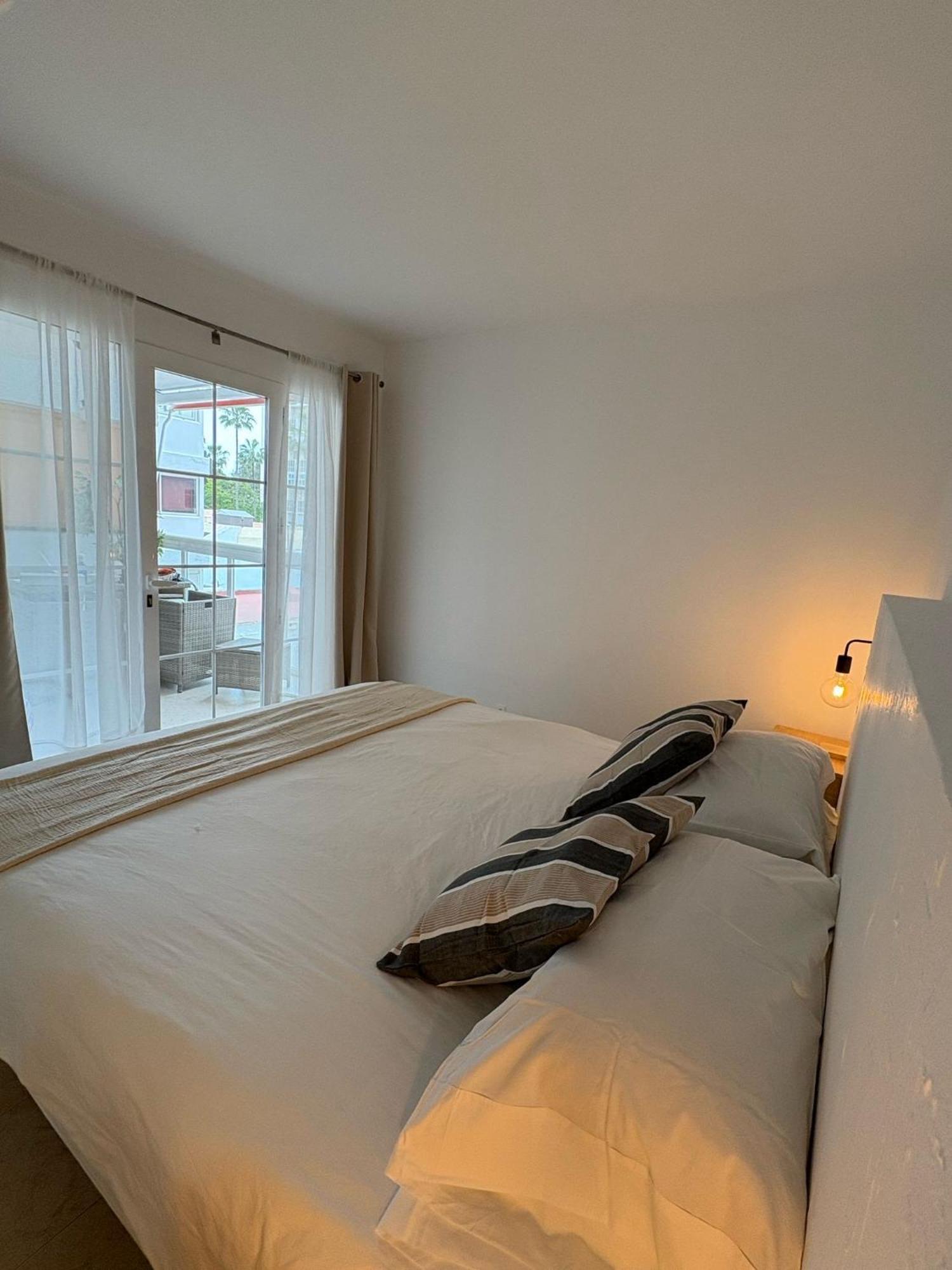 Beachside - 1 Min Walk To * Marbella