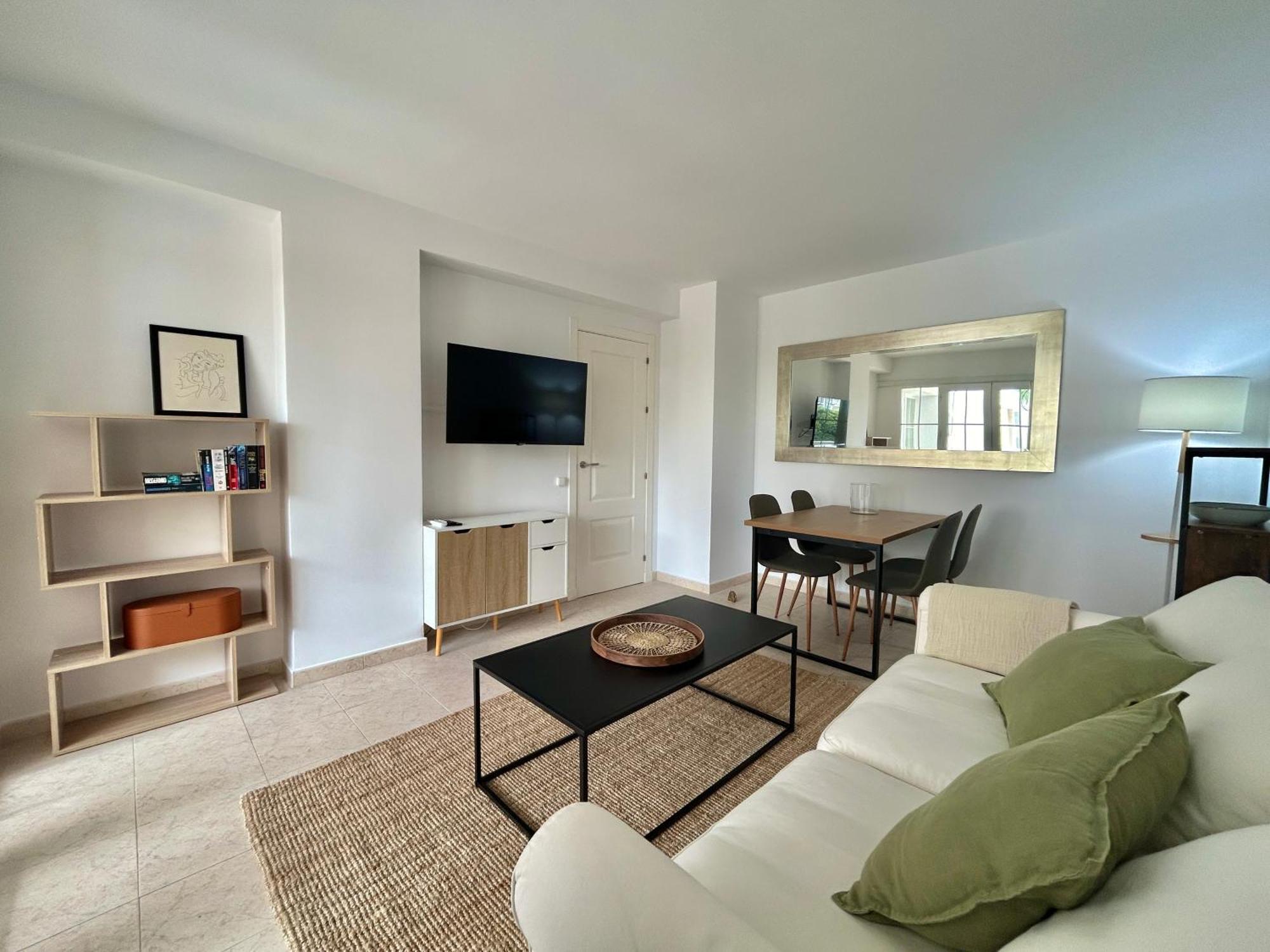 Beachside - 1 Min Walk To Marbella